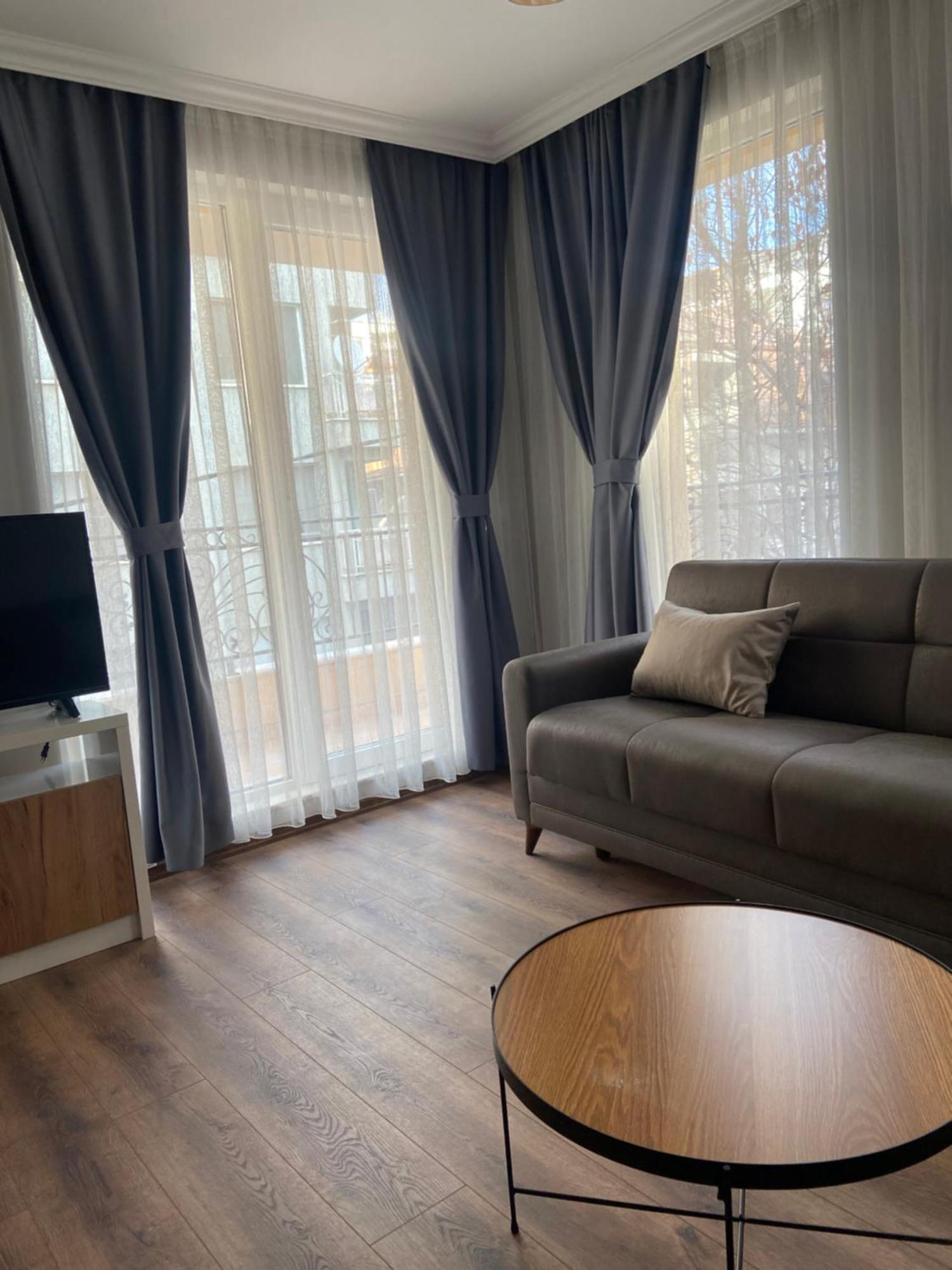 M&M Center Apartment With Free Parking พลอฟดิฟ ภายนอก รูปภาพ